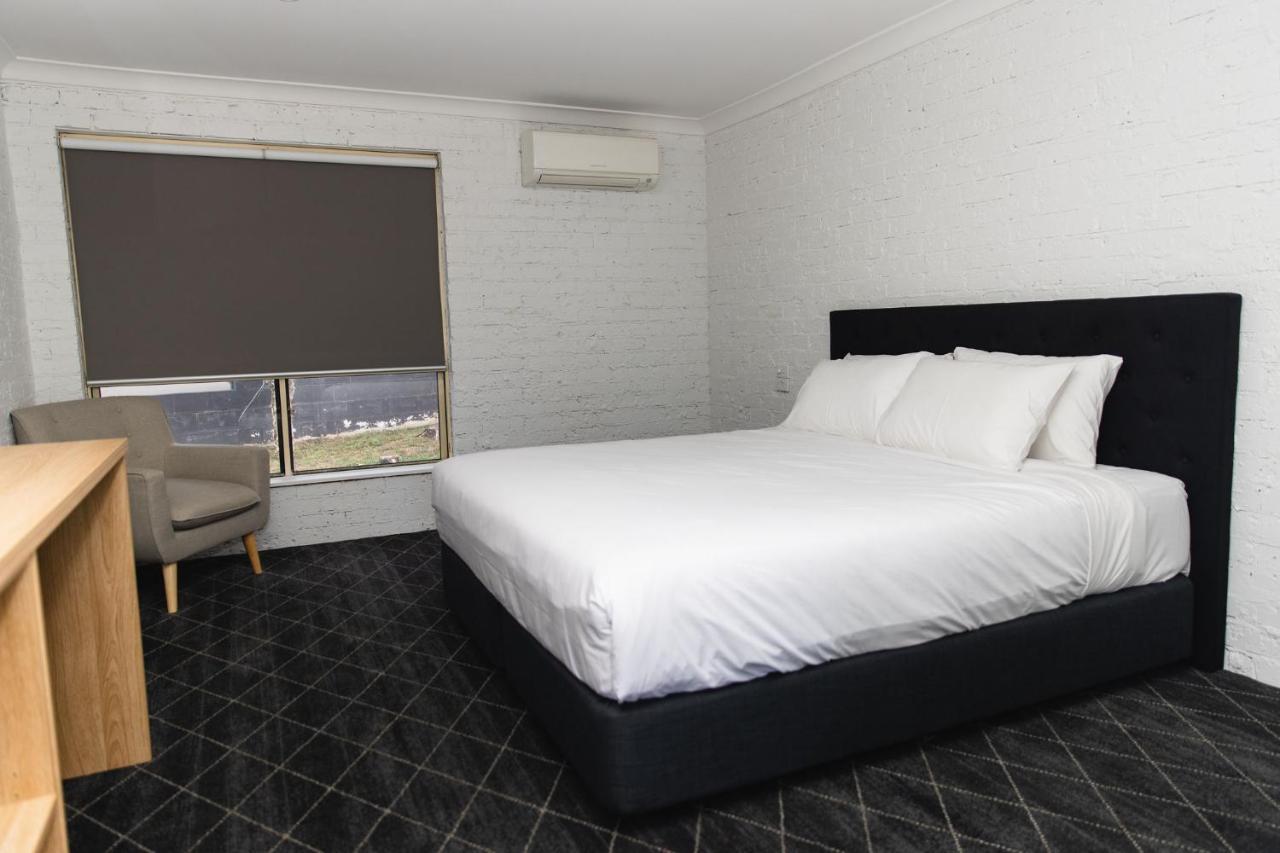 Lakeview Hotel Motel Шеллхарбор Экстерьер фото